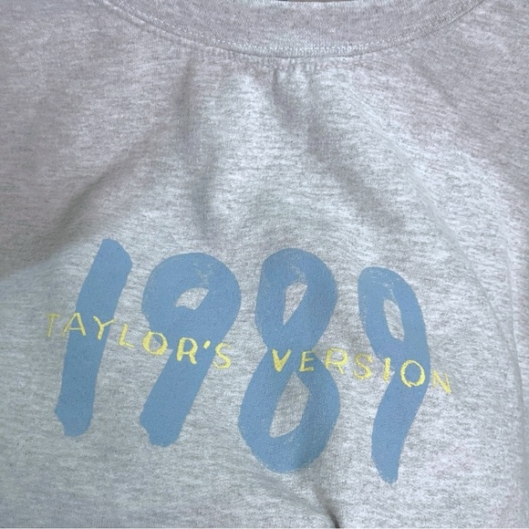 Taylor Swift 1989 (Taylor’s Version) Spotify Fan’s First Crewneck Sweatshirt S - Picture 4 of 6